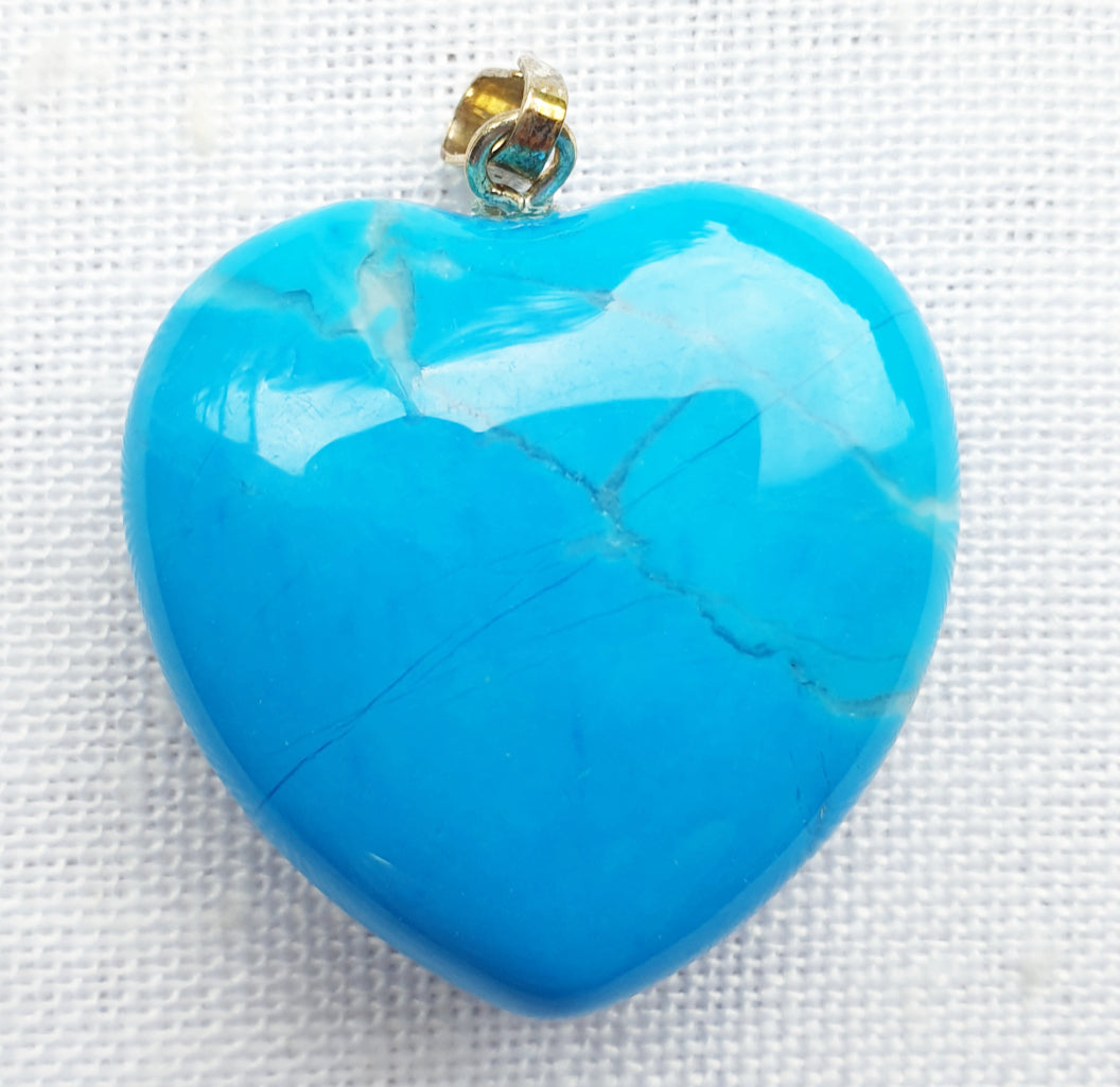 Turquoise Howlite Crystal Heart Pendant (Small)